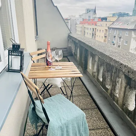 Διαμέρισμα Charming Studio In The Old Town